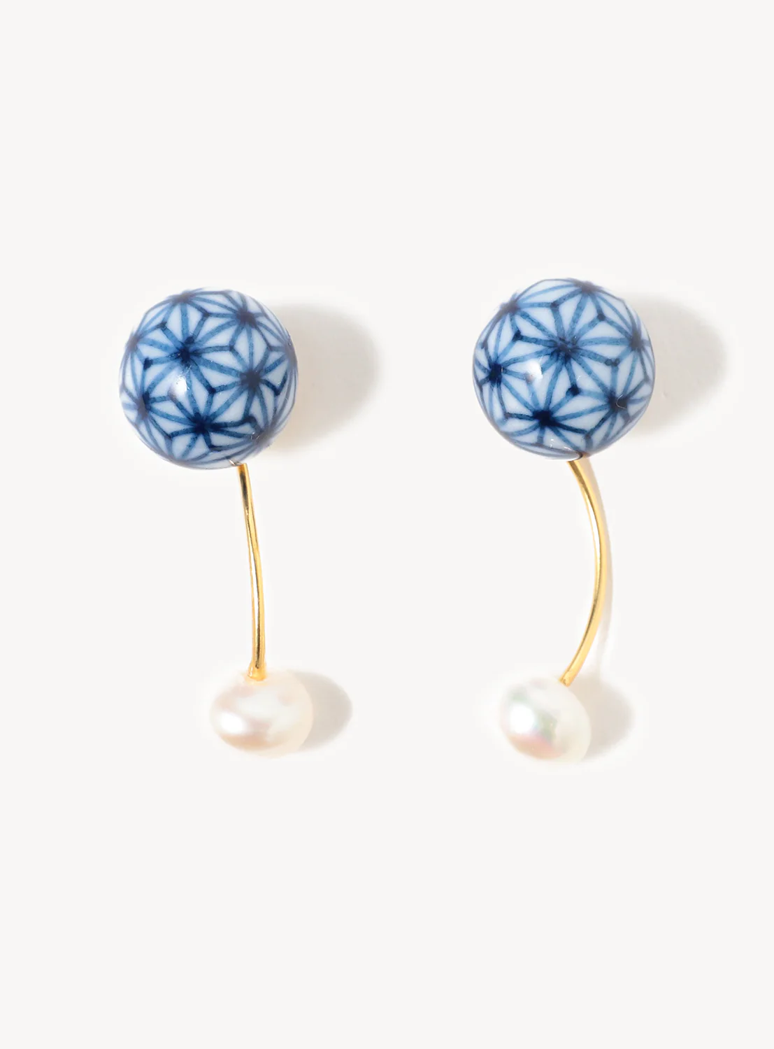Arita Ware Motif Hemp Leaf Drop Pearl Earrings