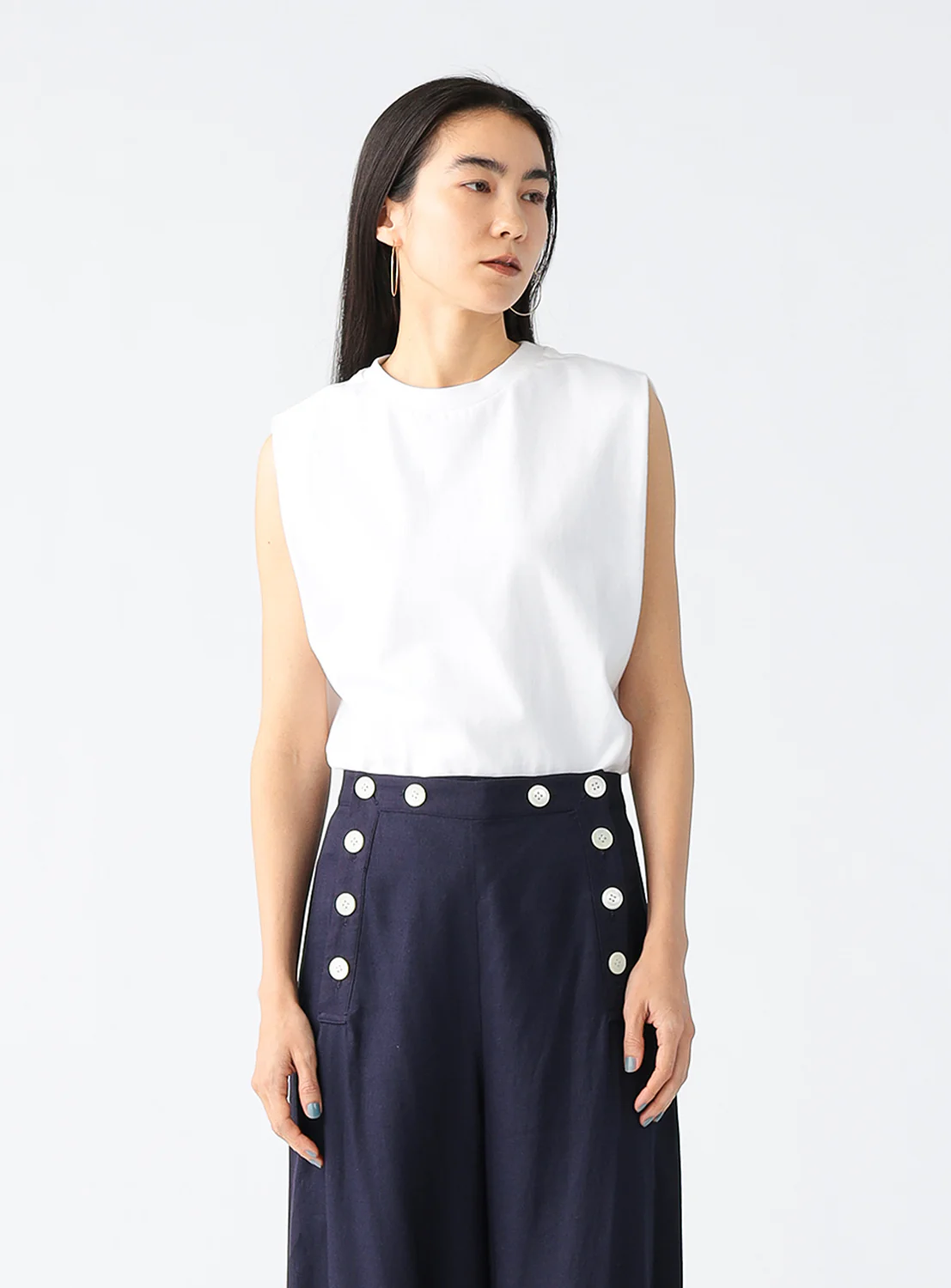 Sleeveless T-Shirt