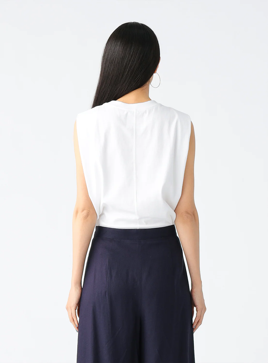 Sleeveless T-Shirt