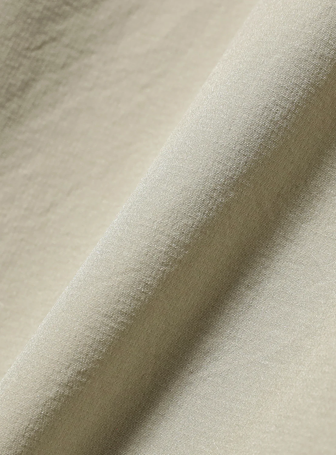 Water-Repellent Pullover Shirt